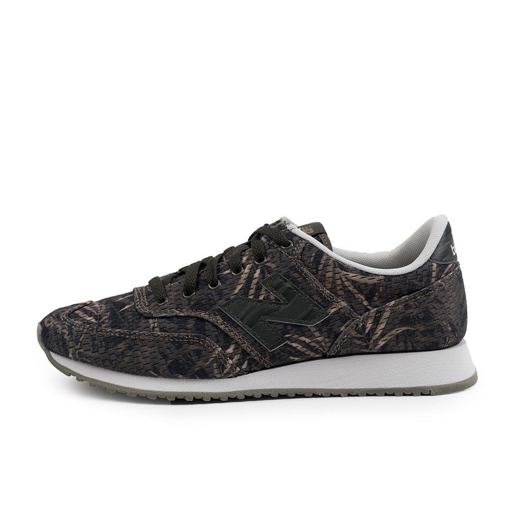New Balance 620 Sneakers